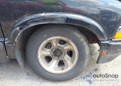 2001 Chevrolet S-10 Ls из США, поврежденный, VIN 1GCCS14501K176684